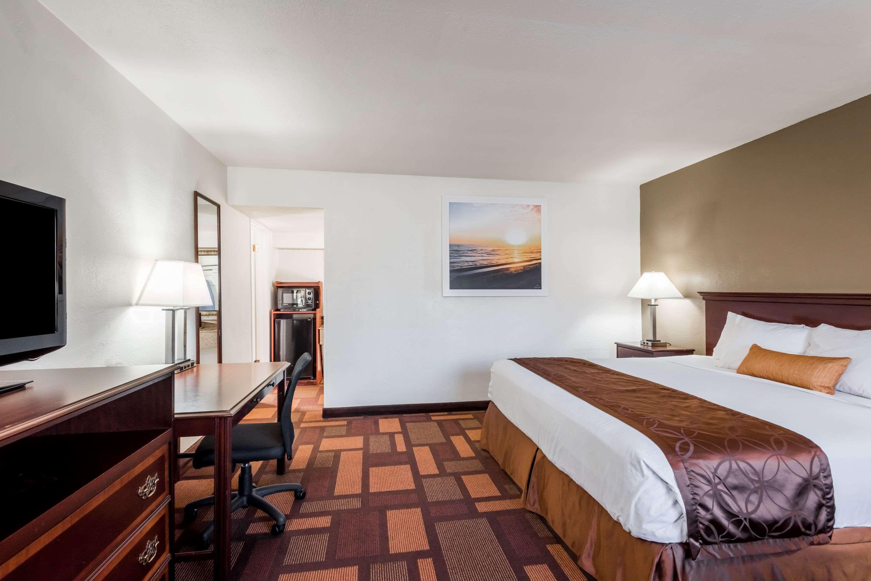 Days Inn & Suites By Wyndham Lodi Exterior foto