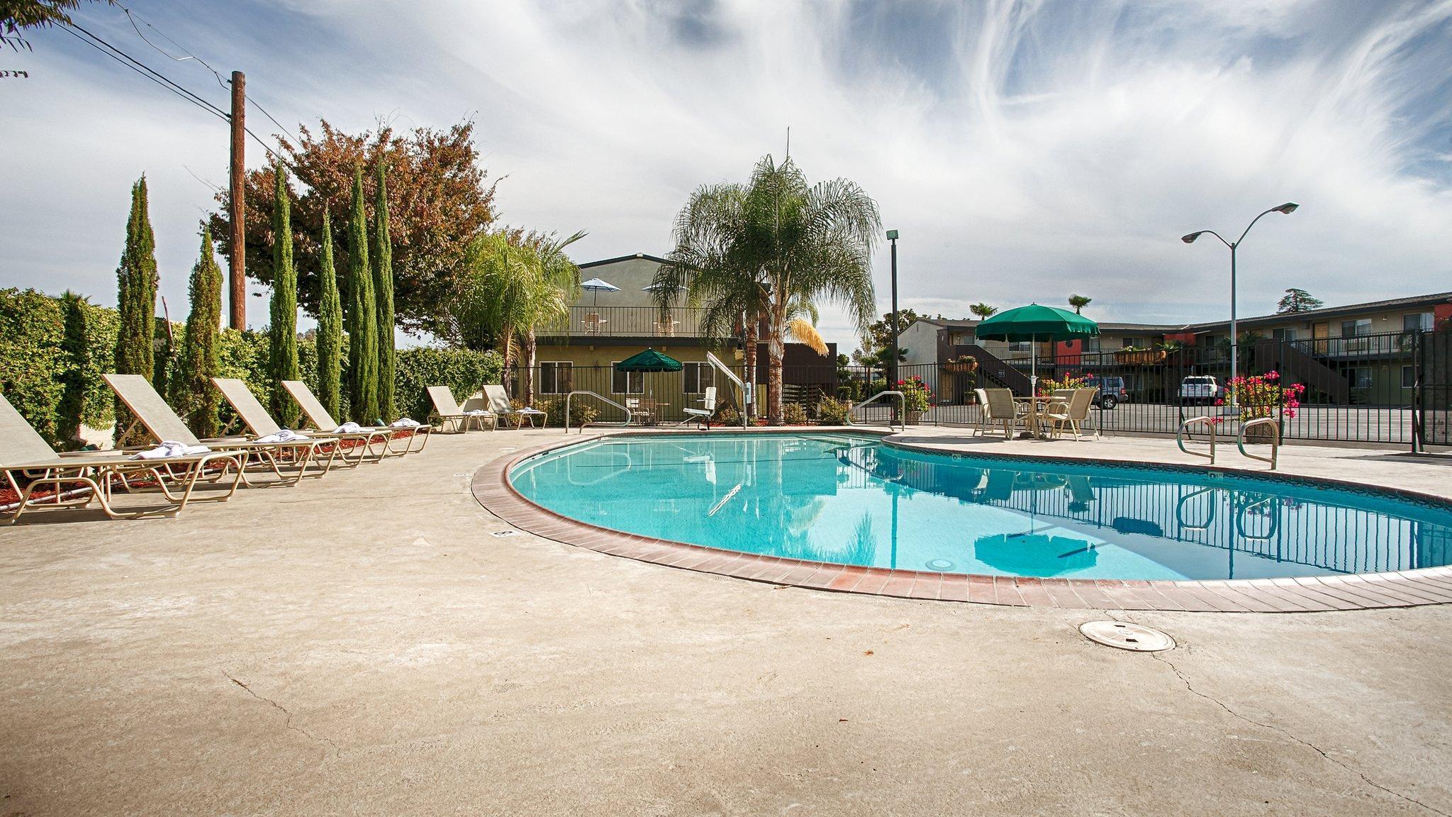 Days Inn & Suites By Wyndham Lodi Einrichtungen foto